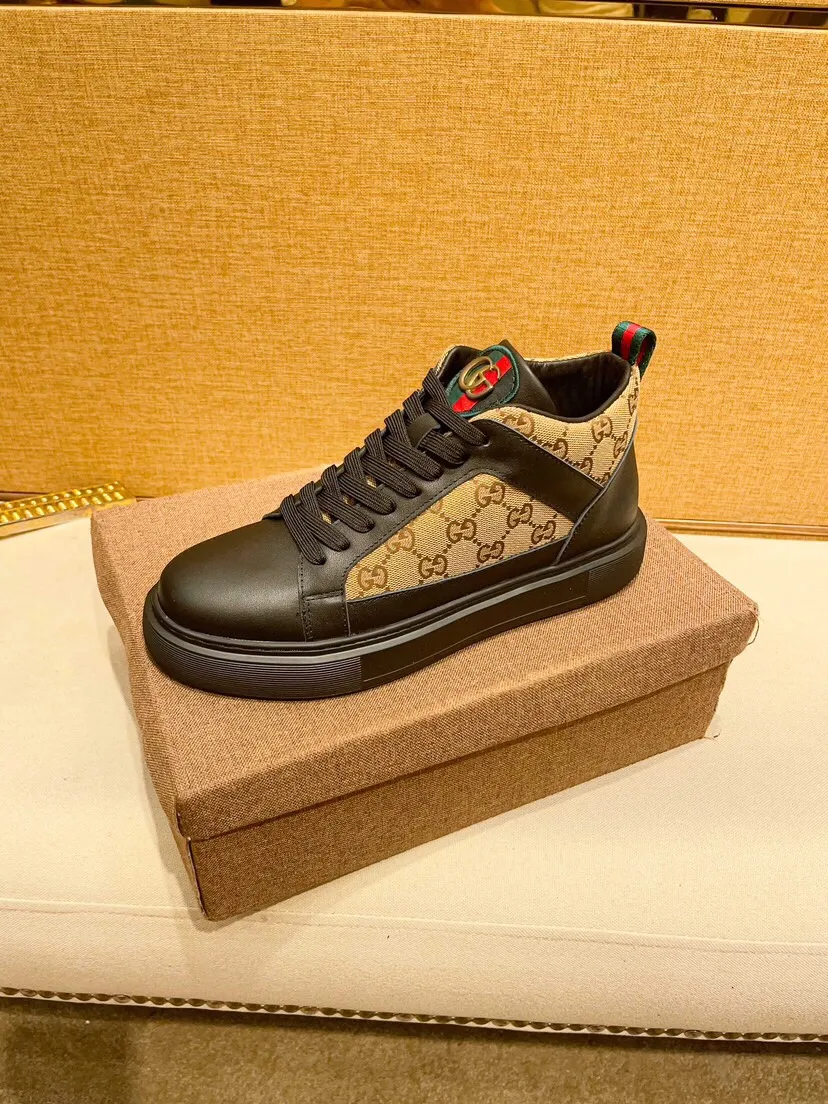 Factory price 460 [Gucci] Gucci's latest high-top casual Korean-style men's shoes, new autumn and winter design, perfect workmanship, cabinet quality, upper: cowhide material, leather lining; soft and comfortable, rubber outsole ultra-light, wear-resistant, simple, versatile fashion men's shoes, color optional, size 38--44